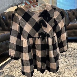 Zara baby dress white and black plaid size 12-18 months